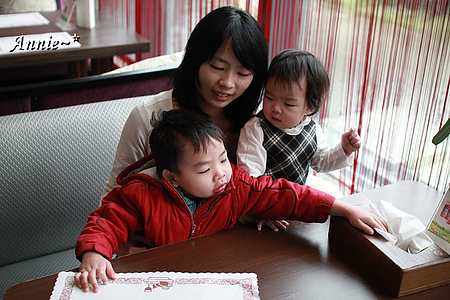 【親子旅遊住宿】桃園。樂葳總裁行館─不出國也要帶著孩子來Motel慶生日