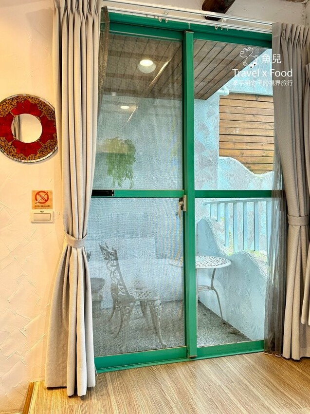 貓咪駐店,住宿、餐食與賞螢|森林系童話故事小屋,苗栗南庄─橄欖樹咖啡民宿 - 魚兒 x 牽手明太子的「視」界旅行