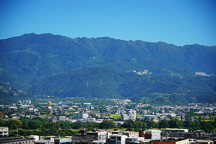 宜蘭縣宜蘭市蘭城晶英酒店攻略》全台最棒親子飯店 芬朵奇堡 室內外泳池、室內外電動車跑道、窩窩樂兒童俱樂部、趣七樓飄