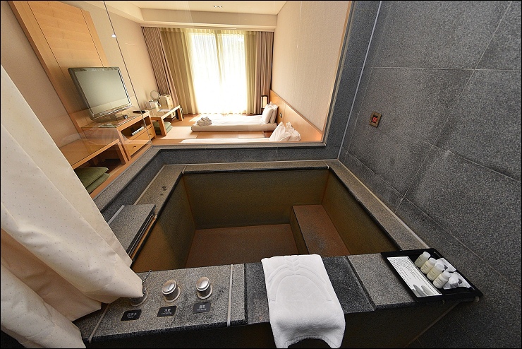 《宜蘭親子飯店推薦》瓏山林蘇澳冷熱泉度假飯店二訪~遠離大量觀光客人潮的夏日絕佳玩水天堂！冷泉溫泉雙享泡！