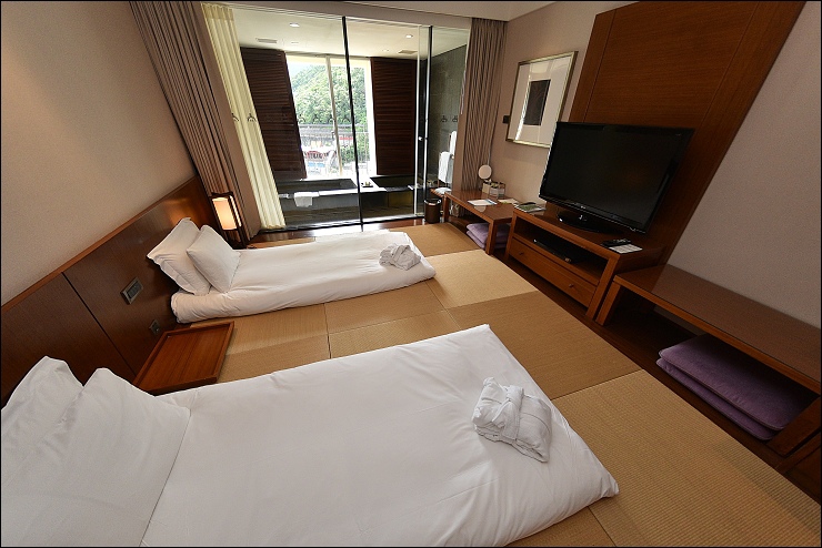 《宜蘭親子飯店推薦》瓏山林蘇澳冷熱泉度假飯店二訪~遠離大量觀光客人潮的夏日絕佳玩水天堂！冷泉溫泉雙享泡！