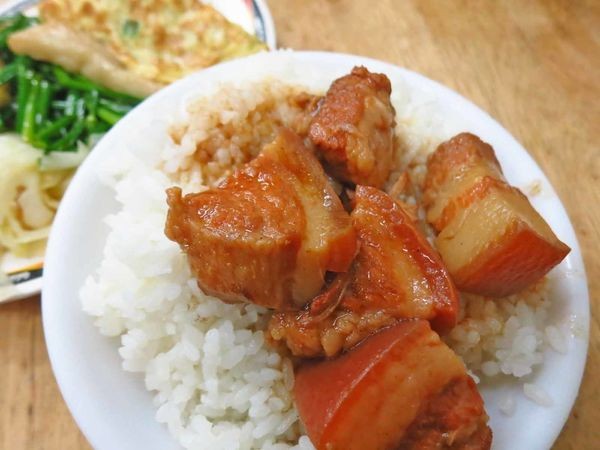 【台北美食】台南滷三塊-台北知名宵夜美食