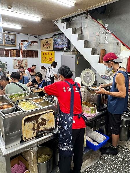 台北市北投區【滷三塊五花肉飯】晚餐到宵夜限定樸實美食 !