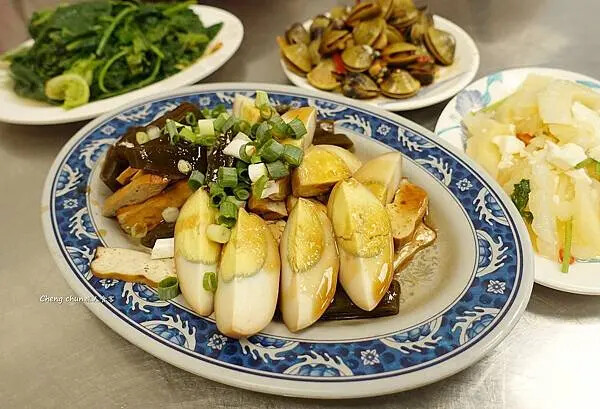 北投牛肉麵老店【粟家牛肉麵 總店】在地人推薦的好味道 北投牛肉麵老店【粟家牛肉麵 總店】在地人推薦的好味道