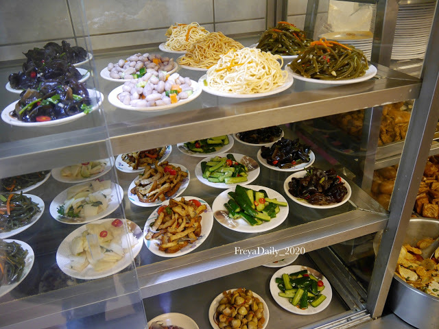 2020,  Feb │粟家牛肉麵│走吧台北哪裡吃美食：新北投站 北投隱藏在地美食 想吃什麼麵自己選