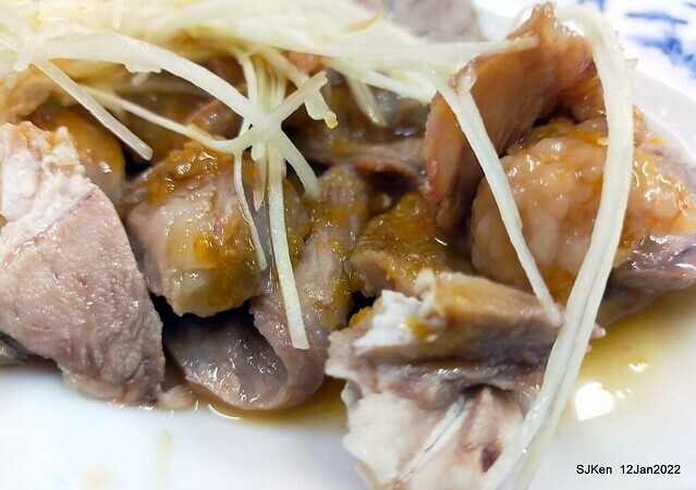 「簡記排骨酥麵」(Short Rib Crisp soup & rice noodle soup), Taipei, Taiwan, SJKen, Jan 12, 2022.