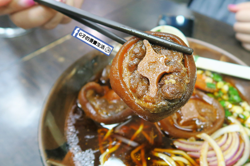 石牌捷運牛肉麵-牛董牛肉麵.牛尾巴麵.丁骨牛小排麵.台北牛肉麵節.米其林評鑑.