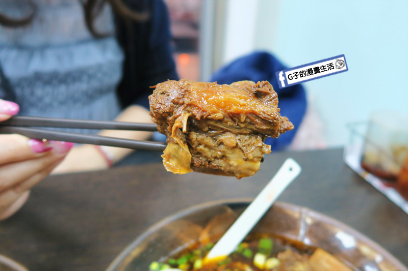 石牌捷運牛肉麵-牛董牛肉麵.牛尾巴麵.丁骨牛小排麵.台北牛肉麵節.米其林評鑑.