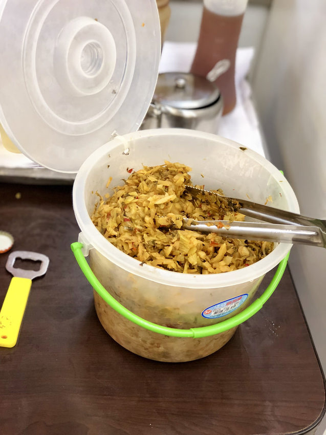 [台北大安] 志明牛肉拉麵消夜場居然也能吃到醇厚有香氣的紅燒牛肉麵 / 東區 / 216巷