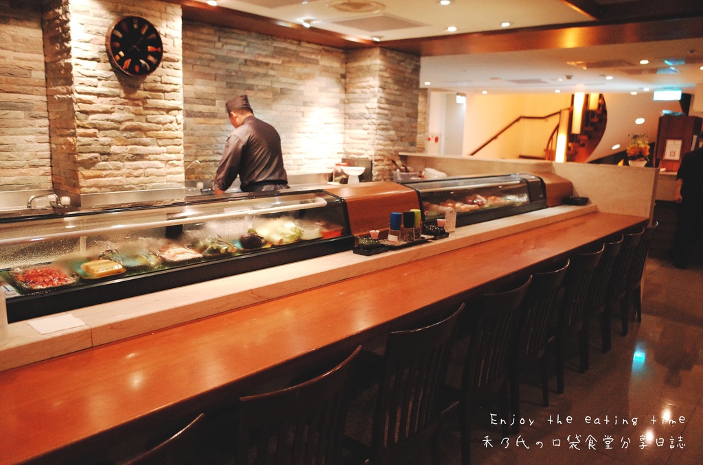 17-05-18-16-31-24-582_deco.jpg 17-05-18-16-31-24-582_deco.jpg