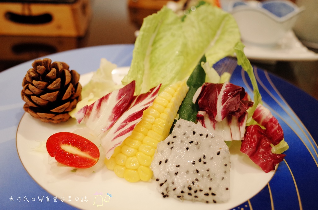 17-11-23-14-55-20-622_deco.jpg 17-11-23-14-55-20-622_deco.jpg