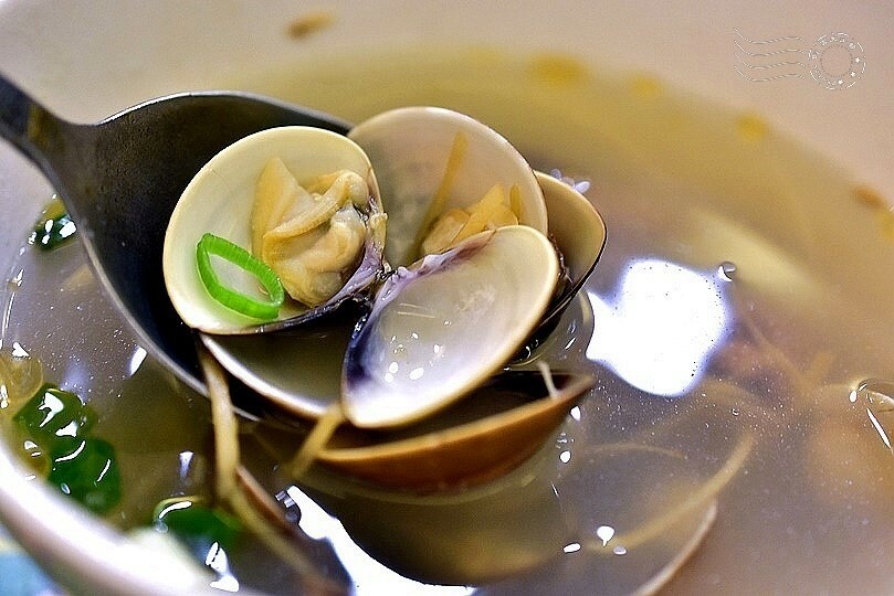 懷念的平價牛排:【貴族世家】昆陽店,鮮饌館、沙拉吧吃到飽