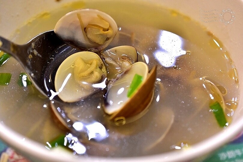 懷念的平價牛排:【貴族世家】昆陽店,鮮饌館、沙拉吧吃到飽