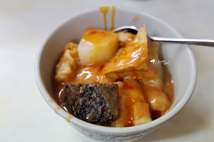 南港後山埤必吃美食！阿來甜不辣 南港甜不辣天花板，老饕才知道的加湯秘訣。