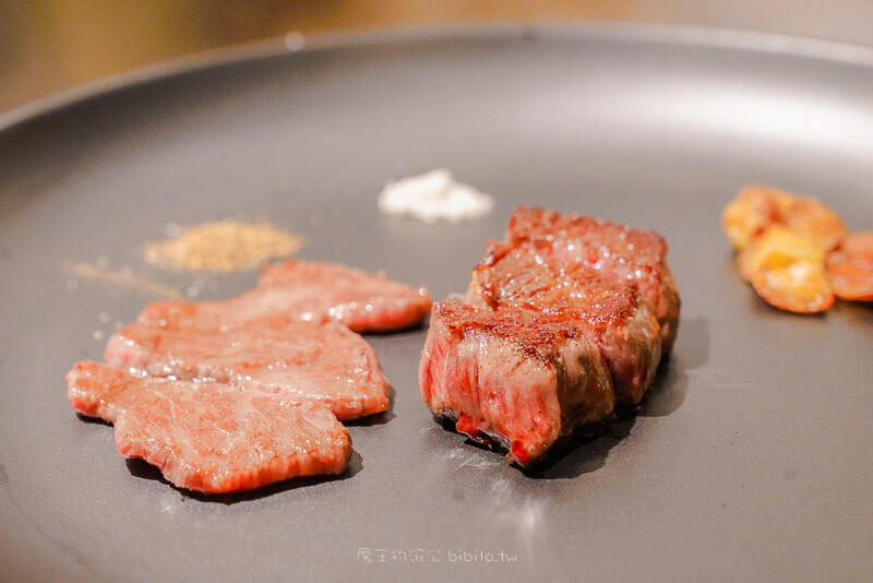 萬大蟹殼黃 X魔王 萬華人氣排隊酥餅店 一顆只要15元