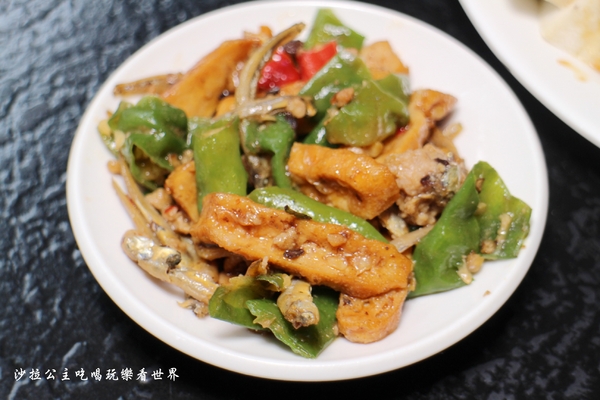 西門麵店(原：金西門麵店)：飄香一甲子萬華西門町美食『西門麵店』捷運西門站/紅樓後方/涼麵/古早味愛玉/超好吃蔬菜捲