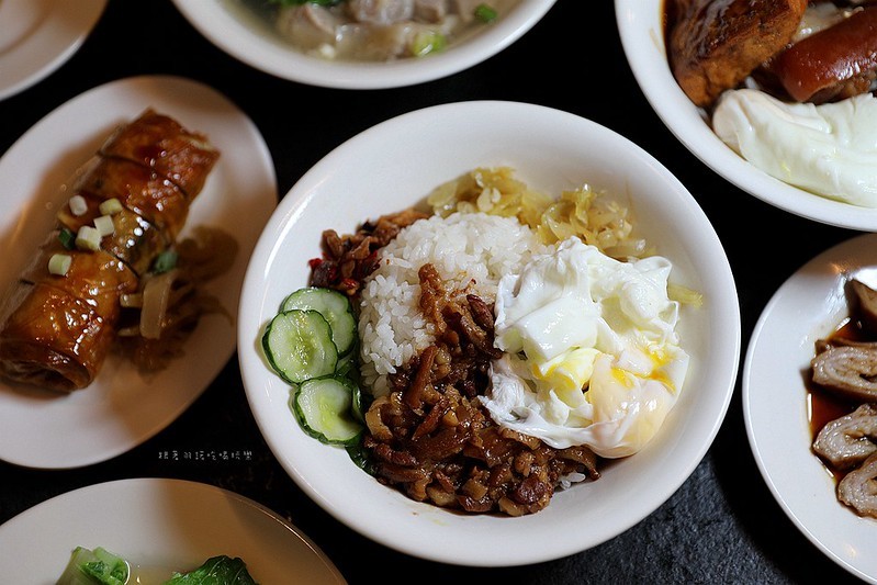 西門麵店極脆涼麵銷魂豬腳飯蛋包滷肉飯台北西門町美食021