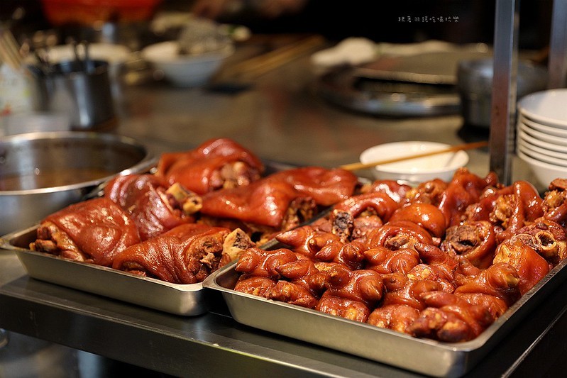 西門麵店極脆涼麵銷魂豬腳飯蛋包滷肉飯台北西門町美食005
