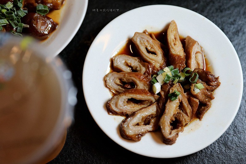 西門麵店極脆涼麵銷魂豬腳飯蛋包滷肉飯台北西門町美食051