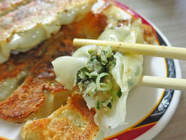 【台北美食】店小二-隱身在地下室裡的高CP值美食