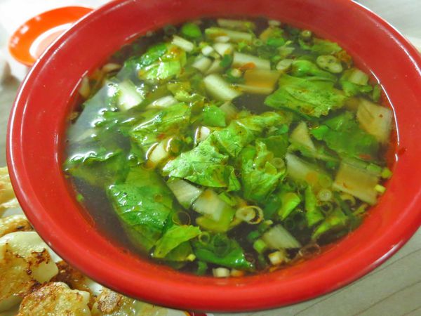 【台北美食】店小二-隱身在地下室裡的高CP值美食