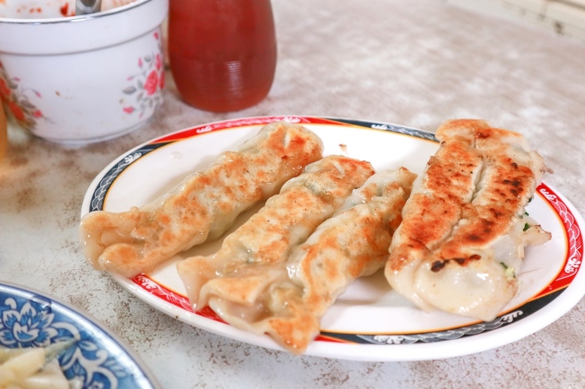 西門町小吃店小二