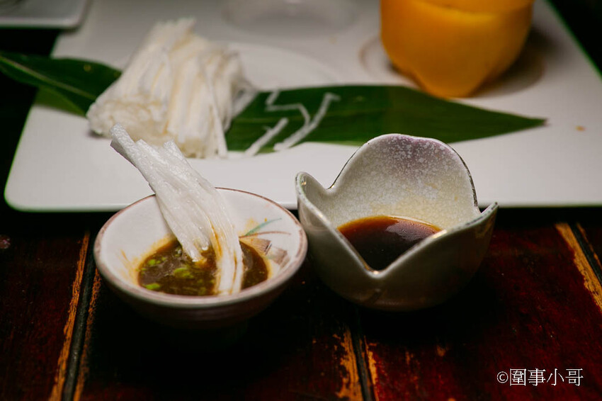 台北萬華美食-三十三間堂，在地最老字號的日式無菜單料理，食材新鮮料理手法細緻，餐點美味絕對值得一訪！啊對了老闆娘很熱情好相處喔～ @圍事小哥的幸福相框