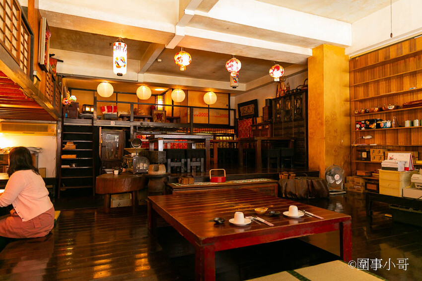 台北萬華美食-三十三間堂，在地最老字號的日式無菜單料理，食材新鮮料理手法細緻，餐點美味絕對值得一訪！啊對了老闆娘很熱情好相處喔～ @圍事小哥的幸福相框