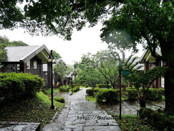 【台北景點】陽明山菁山遊憩區 #溫泉小木屋 #雲起軒 #母親節桌菜 #下午茶 #景觀餐廳 #台北住宿 (27).JPG