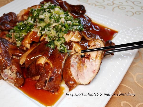 【台北景點】陽明山菁山遊憩區 #溫泉小木屋 #雲起軒 #母親節桌菜 #下午茶 #景觀餐廳 #台北住宿 (35).JPG