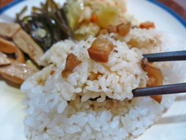 【台北美食】玉林雞腿大王-隱身在西門町的70年老店