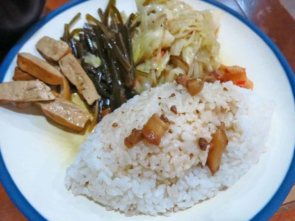 【台北美食】玉林雞腿大王-隱身在西門町的70年老店