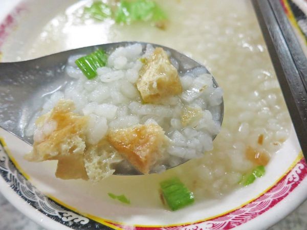 【台北美食】老艋舺鹹粥店-在地知名的60年老店