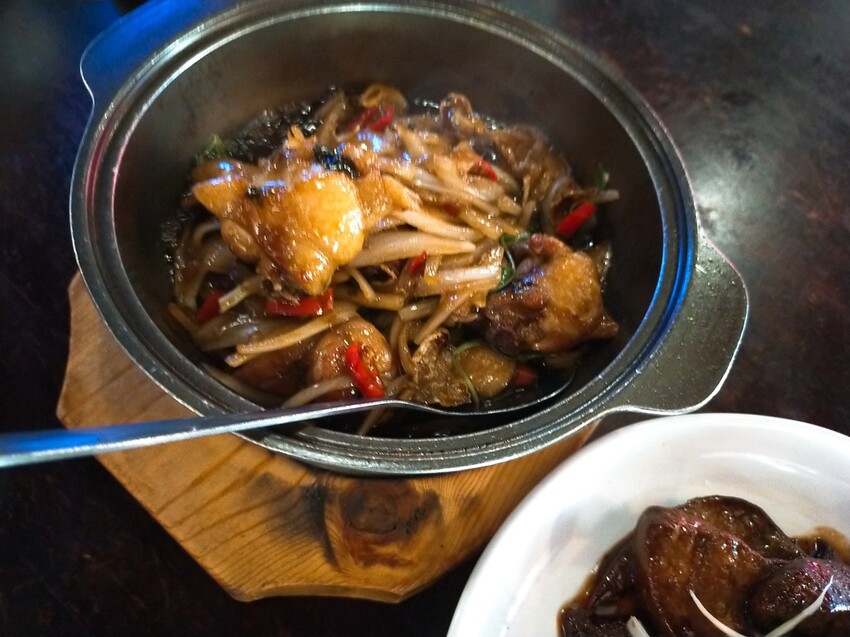 [內湖美食]上班族中午聚餐吃熱炒喝台啤的好地方-鑫鱻生猛活海鮮-瑞光店