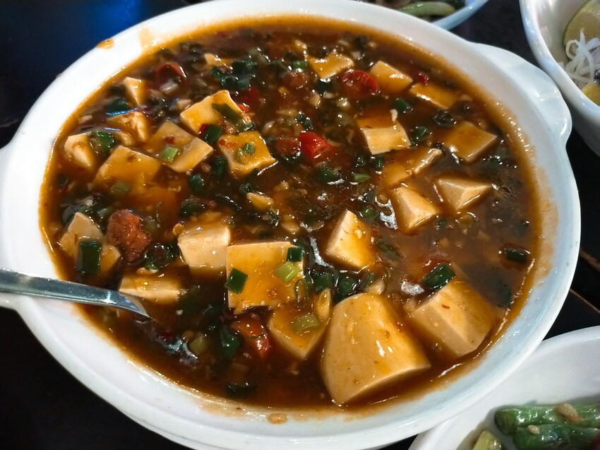 [內湖美食]上班族中午聚餐吃熱炒喝台啤的好地方-鑫鱻生猛活海鮮-瑞光店