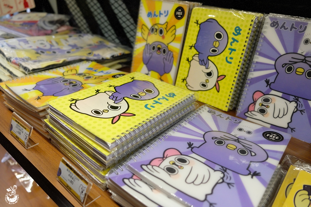 懶得鳥你x賤萌熊聯名快閃店-華山文創園區限定展出!IG必拍~人人搶戴的賤萌熊頭套 - 美食好芃友