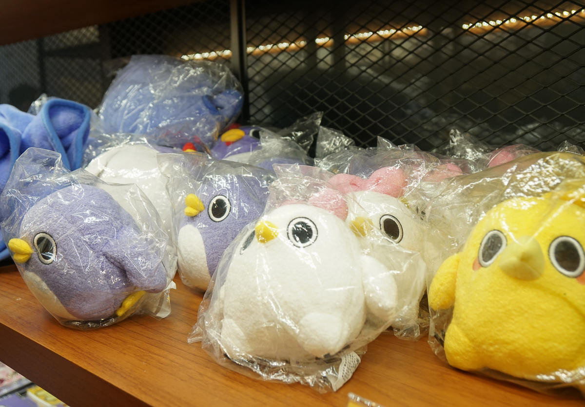 懶得鳥你x賤萌熊聯名快閃店-華山文創園區限定展出!IG必拍~人人搶戴的賤萌熊頭套 - 美食好芃友