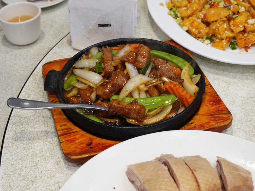 台北內湖—大湖餐館|依傍碧湖公園老字號餐館|碧湖新村、麗山高中