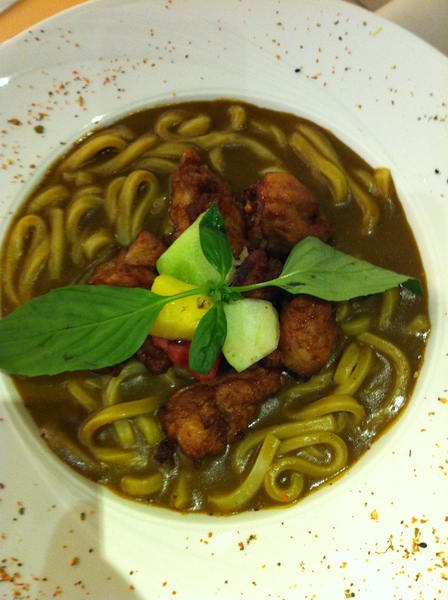 魔法咖哩(內湖店)：我愛吃咖哩~吃得很過癮~