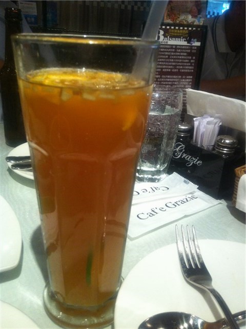 繽紛水果茶 - 內湖區的義式屋古拉爵) 繽紛水果茶 - 內湖區的義式屋古拉爵)