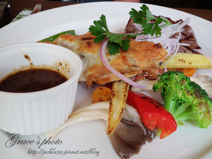 DSCF4963_nEO_IMG.jpg DSCF4963_nEO_IMG.jpg