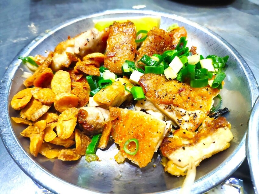 [台北台式]內湖港墘站「王朝鐵板燒」生意超好客人一波波不間斷