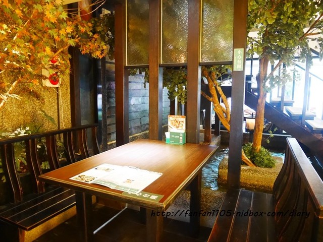 【內湖美食】集客人間茶館 內湖店 免費提供wifi、桌遊，是大小朋友一起同樂的好地方