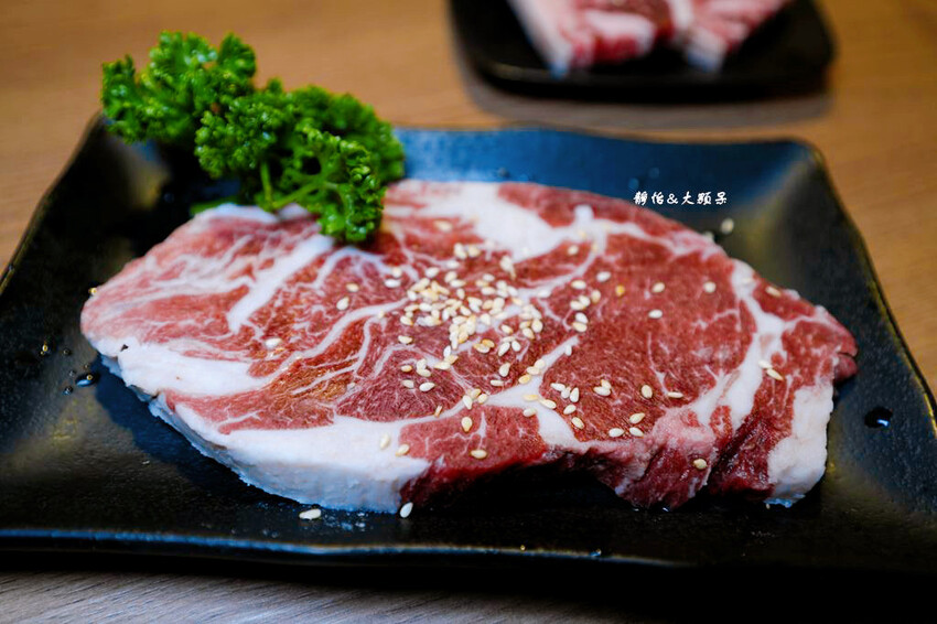 蘆洲燒肉吃到飽，昭和園日式燒肉屋，日本A5和牛、波士頓龍蝦、