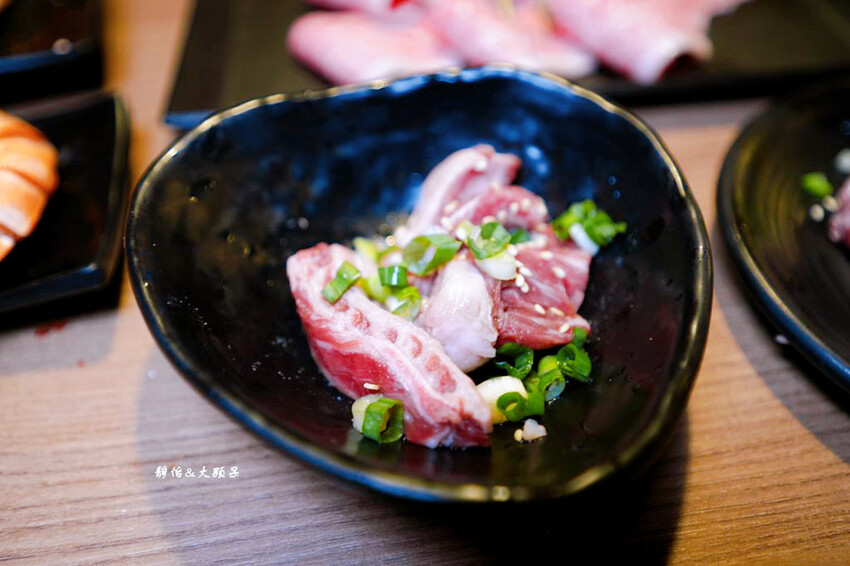 蘆洲燒肉吃到飽，昭和園日式燒肉屋，日本A5和牛、波士頓龍蝦、