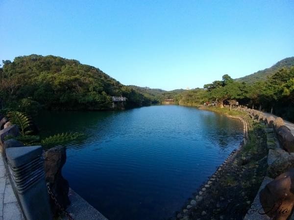 情人湖公園：欣賞美景-浪漫情人湖漫遊❤️