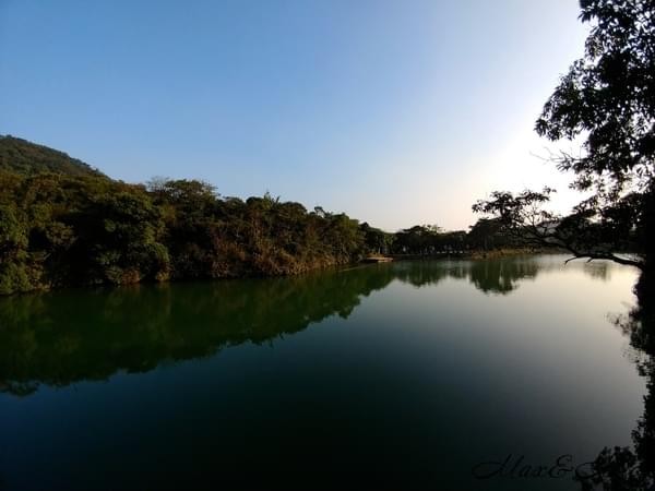 情人湖公園：欣賞美景-浪漫情人湖漫遊❤️
