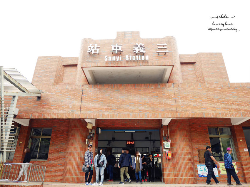 苗栗旅遊三義車站木雕 (1)