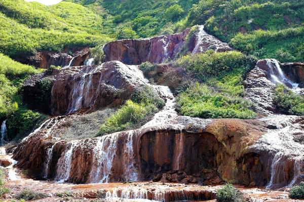 九份黃金瀑布：【新北瑞芳景點】金瓜石黃金瀑布~攝影玩家拍攝風景 列為必造訪的口袋名單