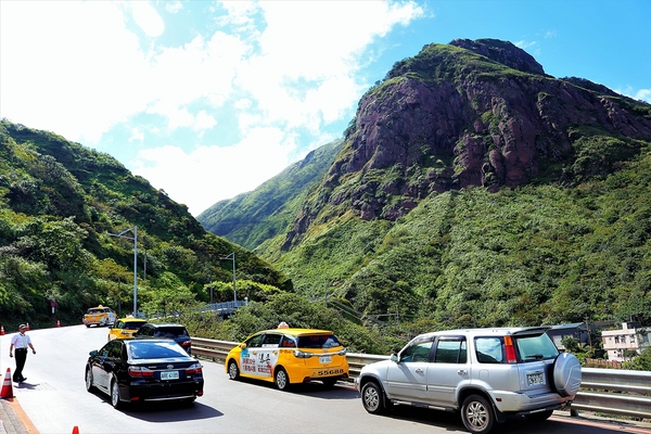 九份黃金瀑布：【新北瑞芳景點】金瓜石黃金瀑布~攝影玩家拍攝風景 列為必造訪的口袋名單